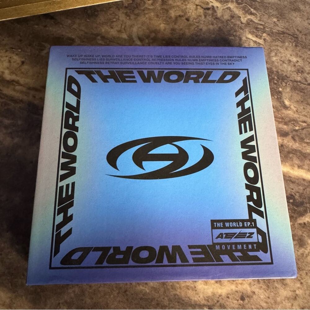 ATEEZ - THE WORLD EP.1 : MOVEMENT (US Seller)